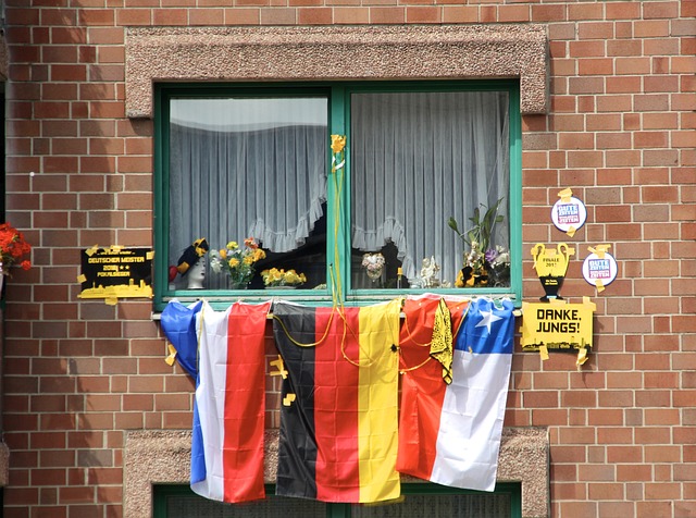 他们通过多 他们通过多