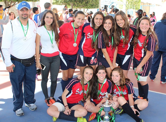 不仅需要拥 不仅需要拥